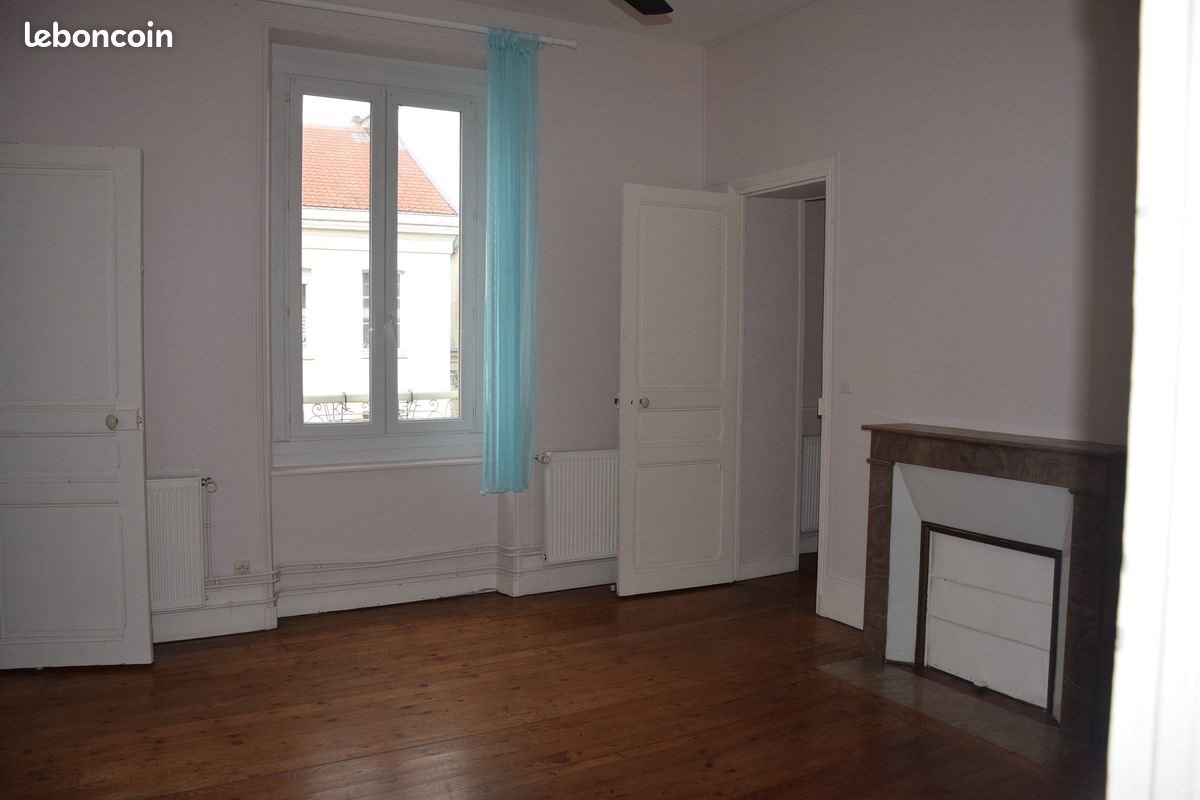 Appartement à louer, 63m², Laon