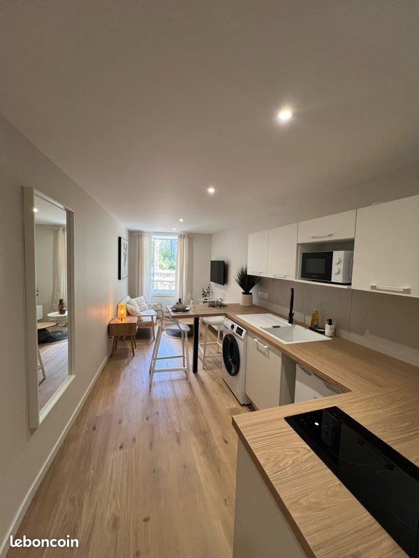 Appartement à louer, 25m², Lons-le-Saunier