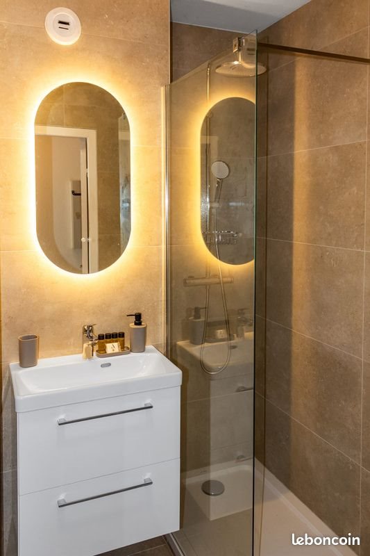 Appartement à louer, 27m², Antibes