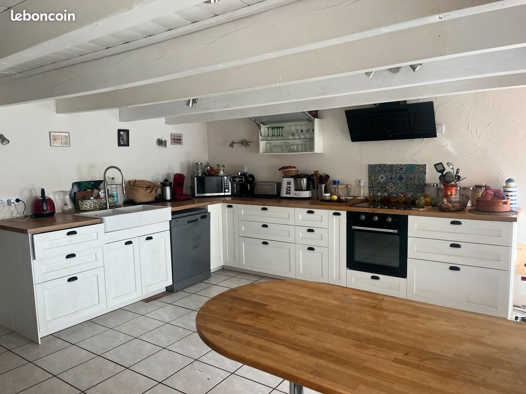 Maison à vendre, 170m², Saint-Amant-Roche-Savine