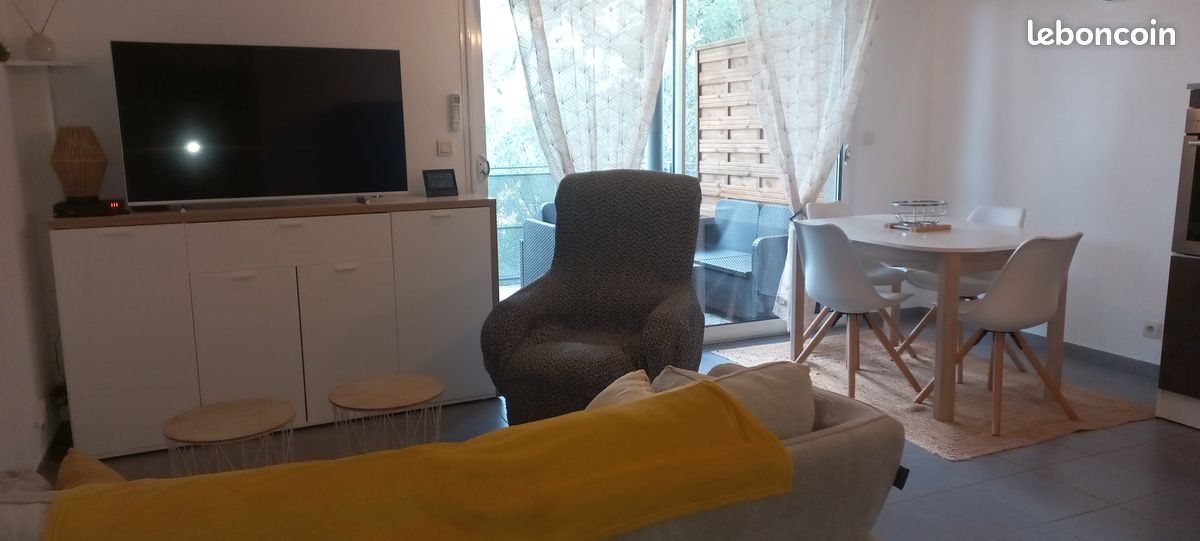 Appartement à louer, 56m², Nîmes