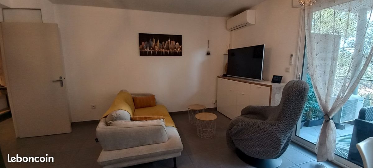 Appartement à louer, 56m², Nîmes