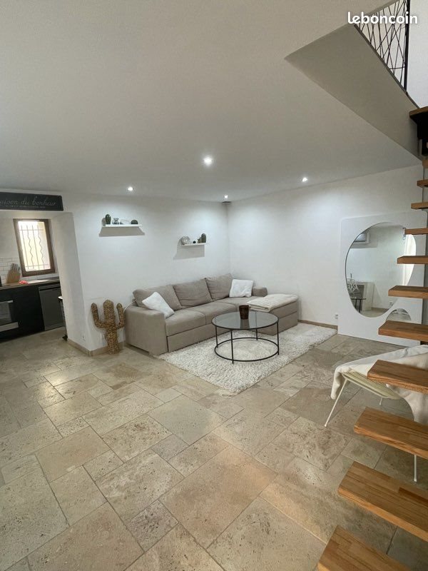 Maison à vendre, 77m², Cadolive