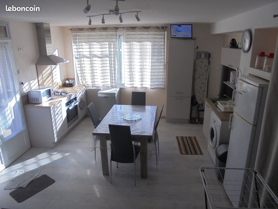 Appartement à louer, 32m², Aramon