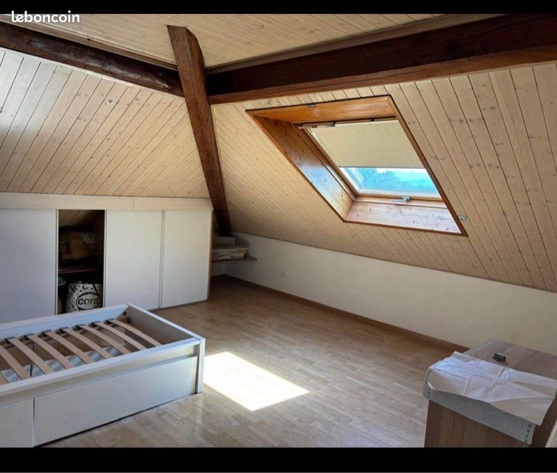 Maison à louer, 115m², Cranves-Sales