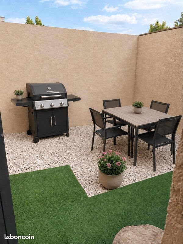 Appartement à louer, 29m², Poussan