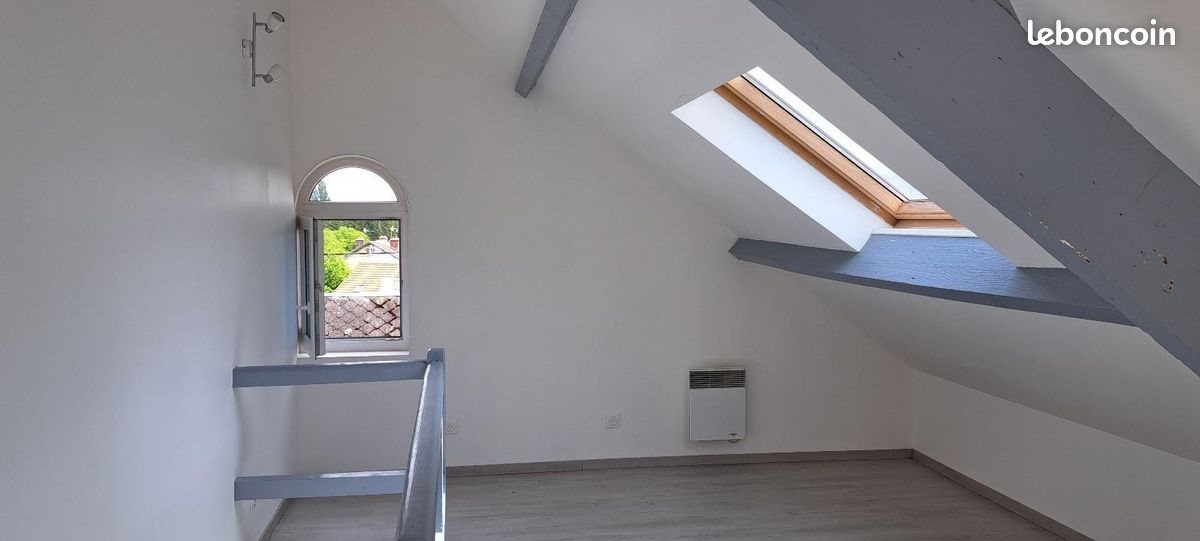 Maison à louer, 90m², Folembray