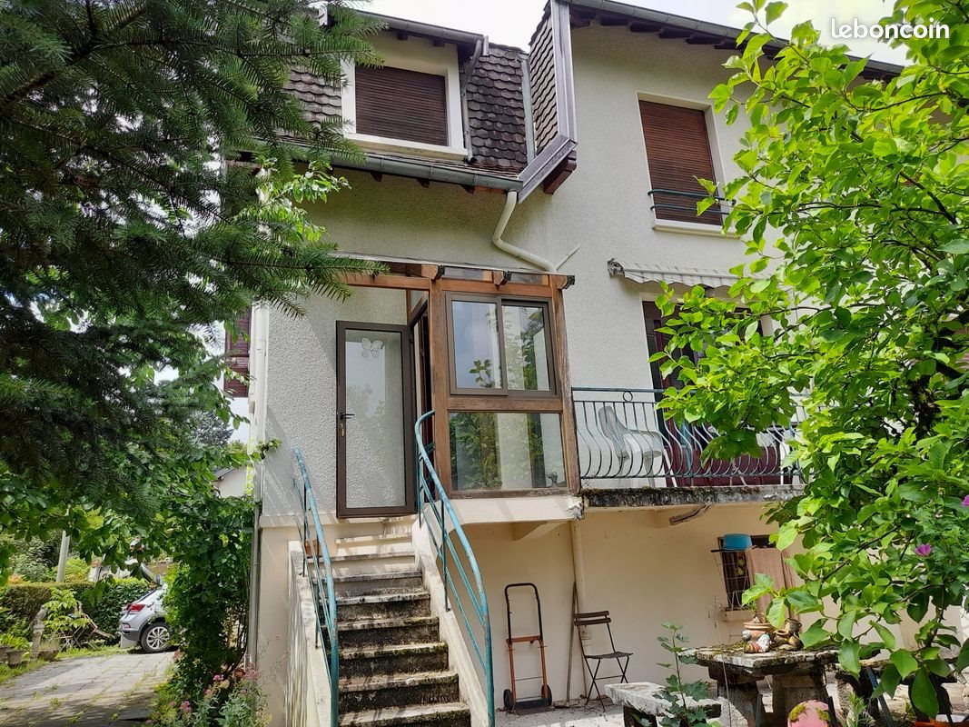 Maison à vendre, 110m², Lons-le-Saunier