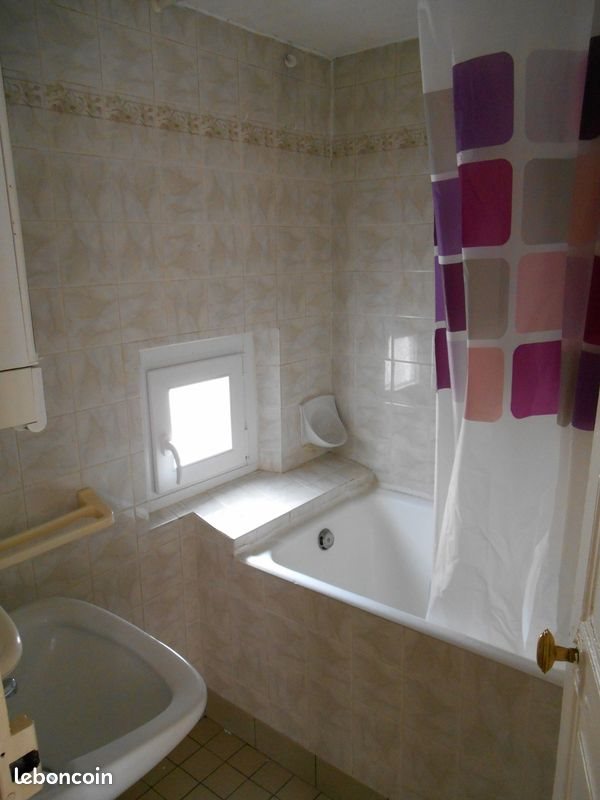 Appartement à louer, 42m², Moulins