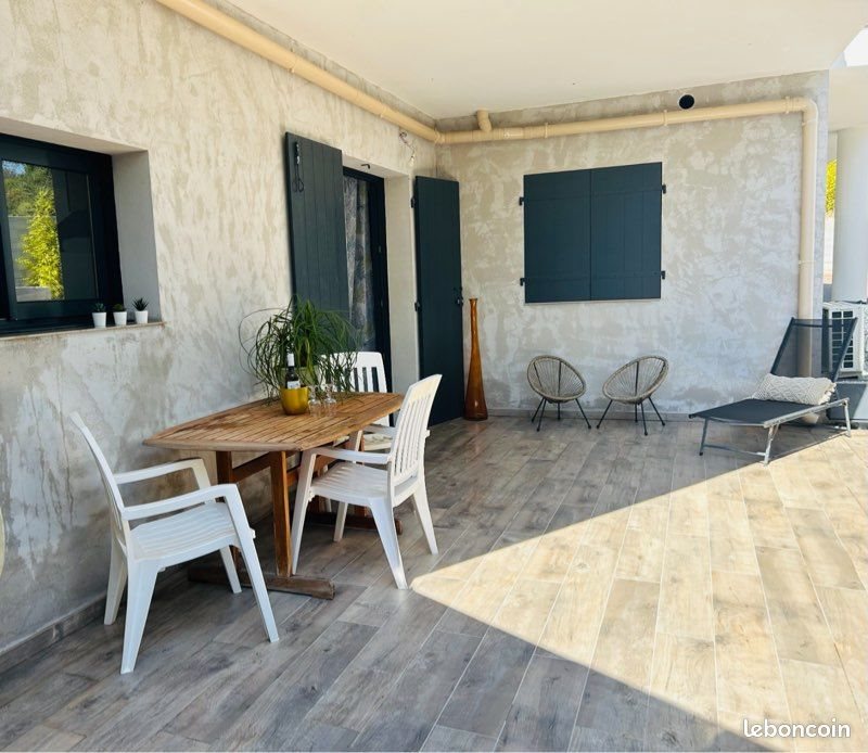 Appartement à louer, 45m², La Crau