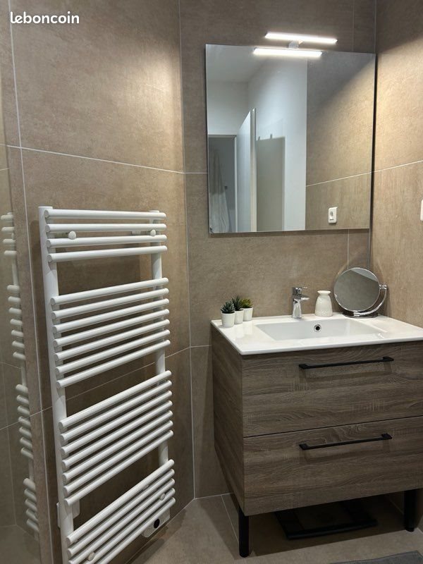 Appartement à louer, 45m², La Crau