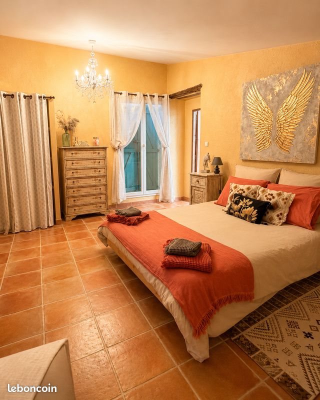 Appartement à louer, 90m², Forcalquier
