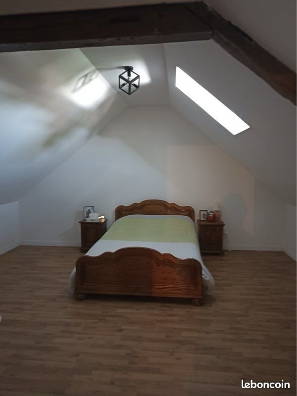 Appartement à louer, 83m², Solesmes
