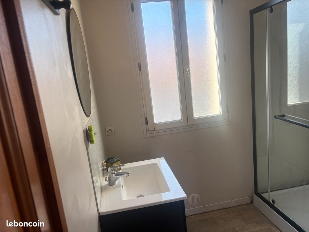 Appartement à louer, 57m², Rochefort