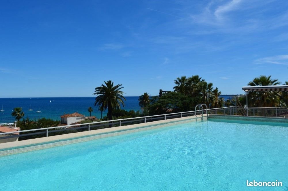 Appartement à louer, 18m², Vallauris