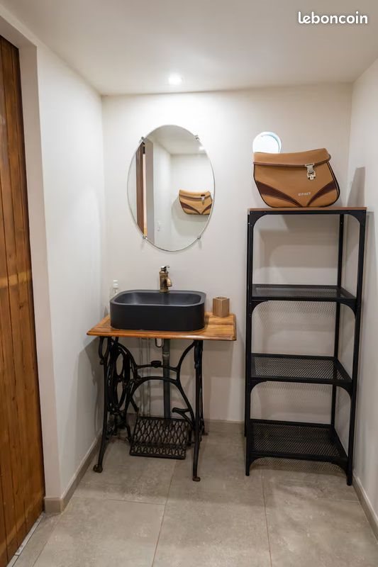 Appartement à louer, 18m², Solliès-Pont