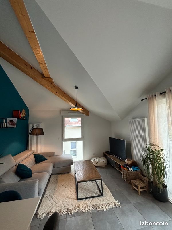 Appartement à louer, 65m², Cruseilles