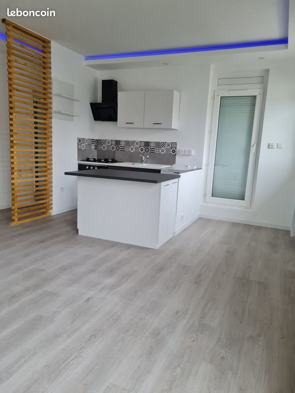 Appartement à louer, 45m², La Chapelle-Saint-Luc