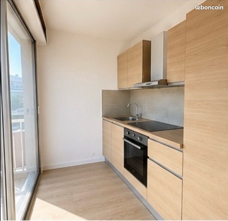 Appartement à louer, 31m², Vallauris