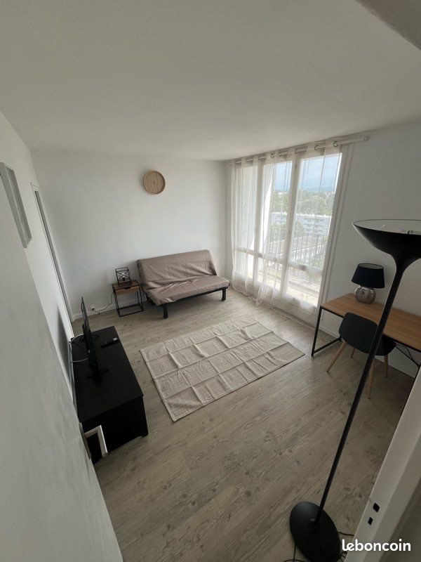 Appartement à louer, 32m², Pau