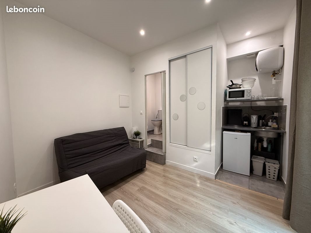 Appartement à louer, 12m², Nîmes