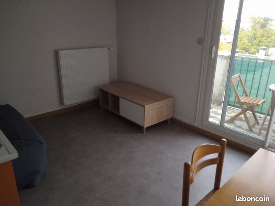 Appartement à louer, 18m², Albi