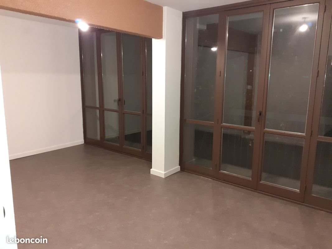Appartement à louer, 68m², Fontaine
