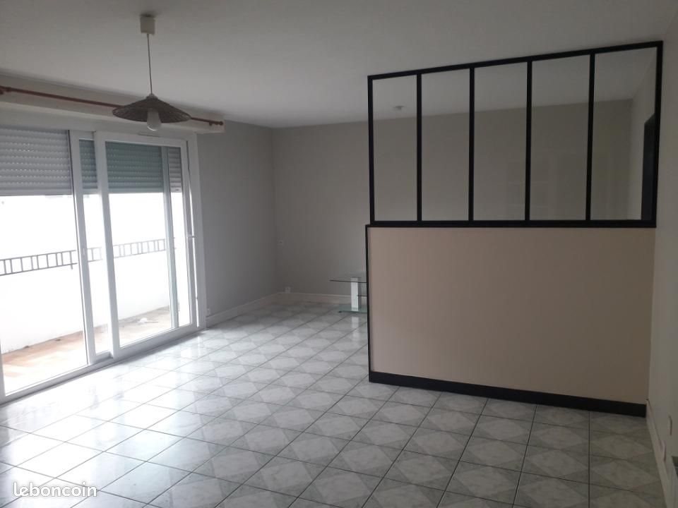 Appartement à louer, 73m², Thouars