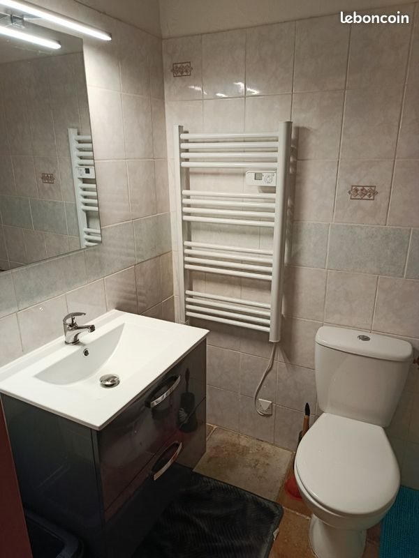 Appartement à louer, 35m², Volonne