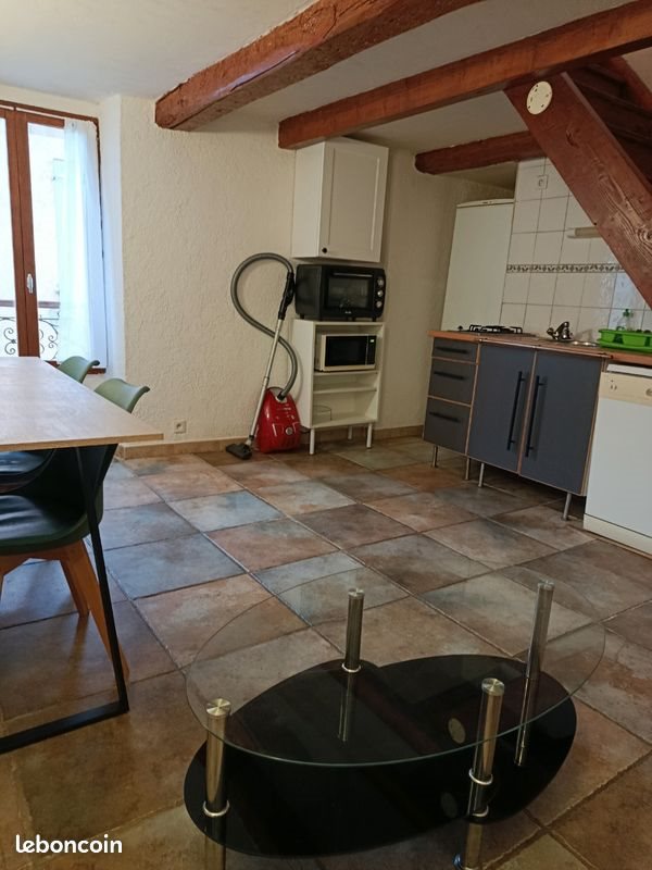 Appartement à louer, 35m², Volonne