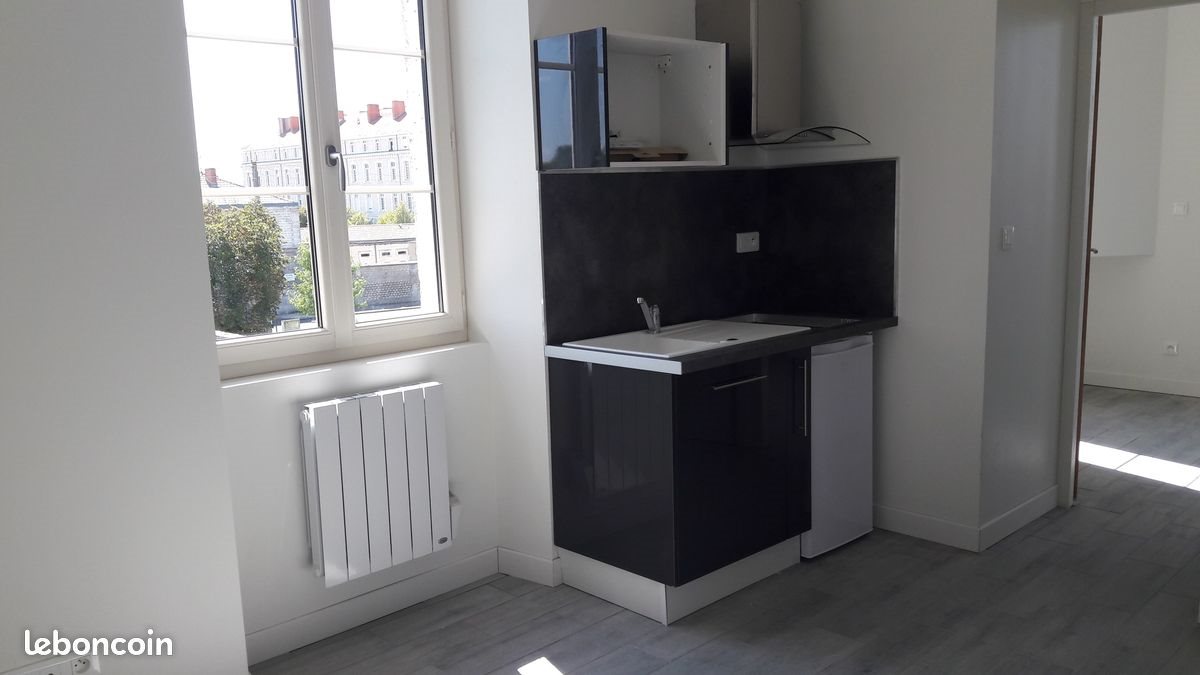 Appartement à louer, 29m², Angoulême