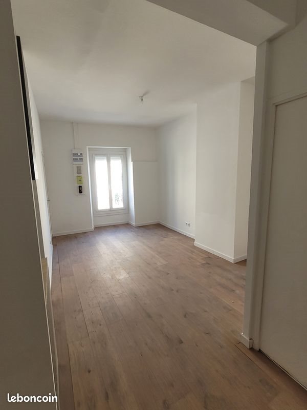 Appartement à louer, 35m², Quissac