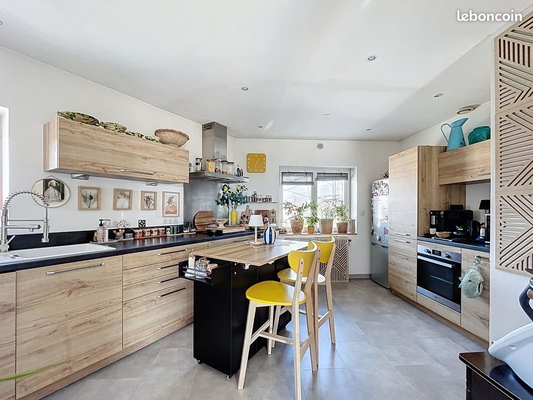 Appartement à vendre, 122m², Rillieux-la-Pape