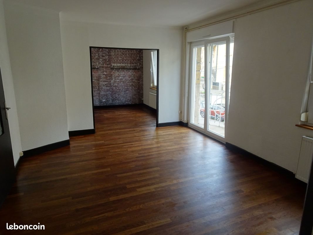 Appartement à louer, 97m², Longuyon