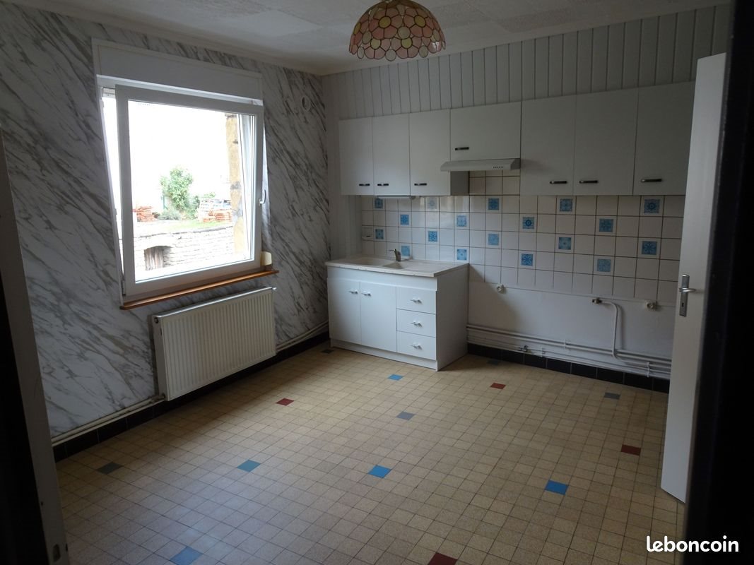 Appartement à louer, 97m², Longuyon