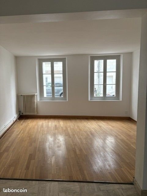 Maison à louer, 171m², Saumur