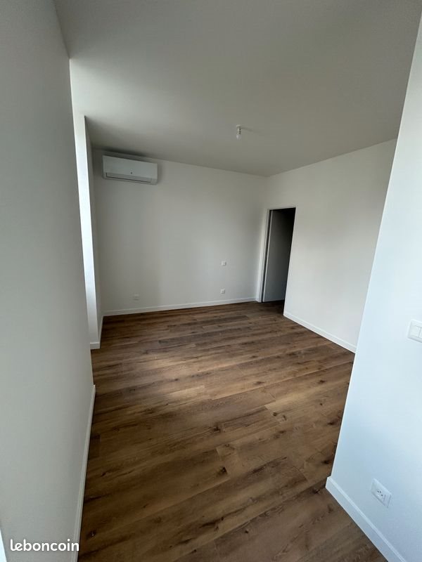Appartement à louer, 18m², Brive-la-Gaillarde