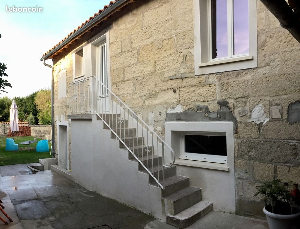Appartement à louer, 34m², Saintes