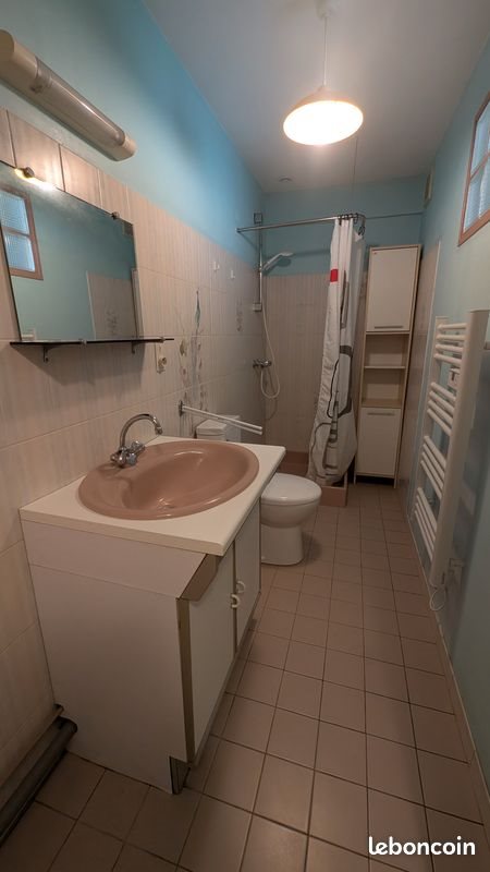 Maison à louer, 35m², Badecon-le-Pin