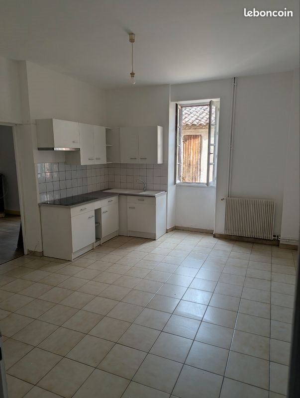 Appartement à louer, 156m², Damazan