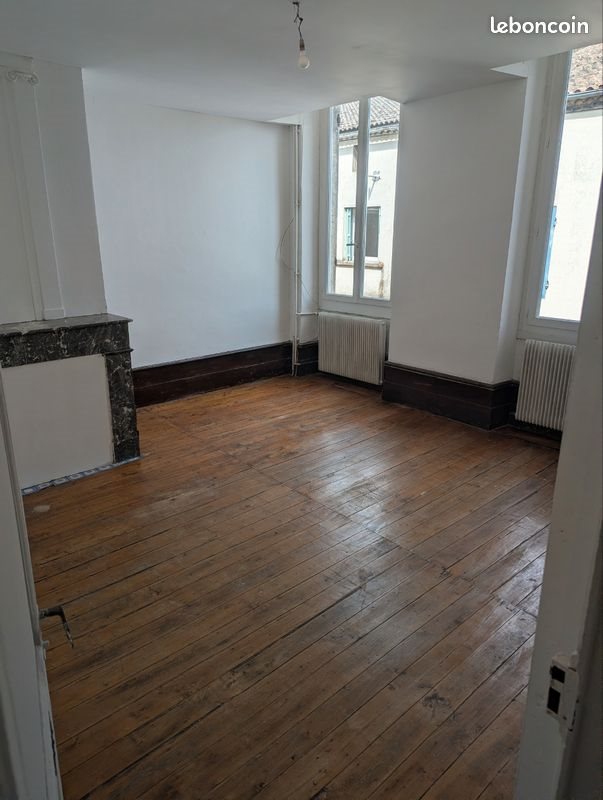 Appartement à louer, 156m², Damazan