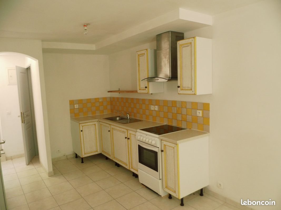 Maison à louer, 60m², Belgentier