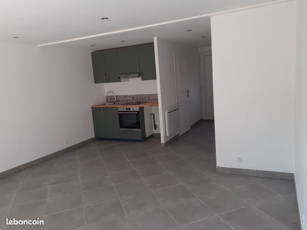 Maison à louer, 75m², Vue