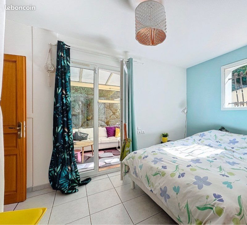 Maison à vendre, 160m², Corneilhan