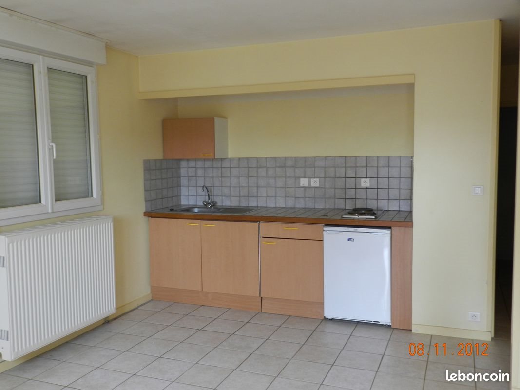 Appartement à louer, 37m², Vitreux
