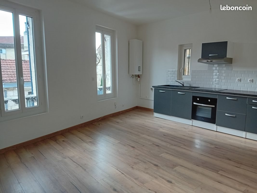 Appartement à louer, 50m², Libourne