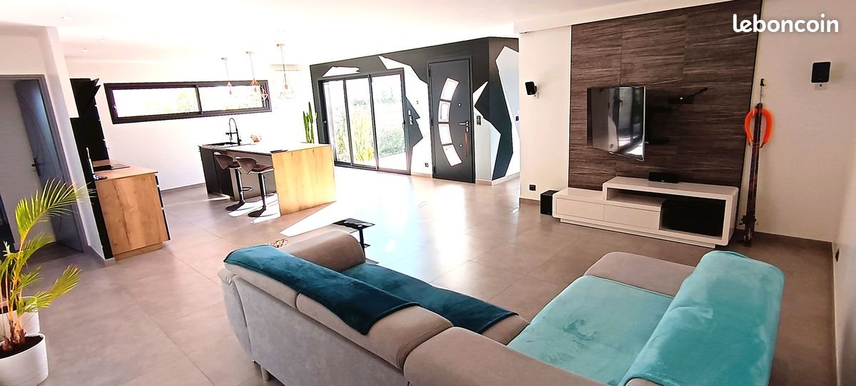 Maison à vendre, 111m², Caves