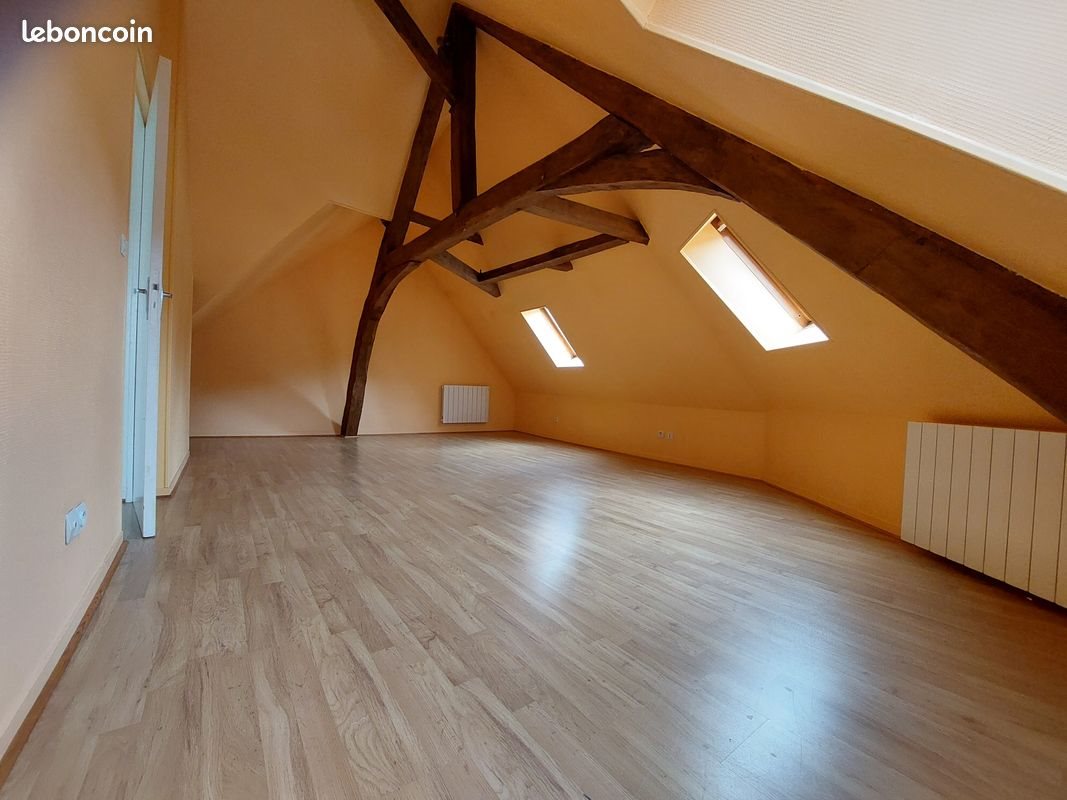 Appartement à louer, 105m², Moulins-le-Carbonnel