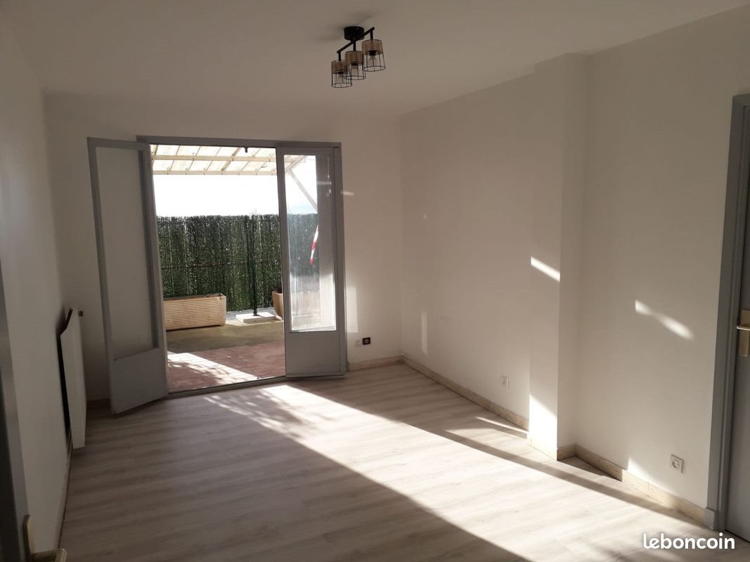 Appartement à louer, 45m², Grasse