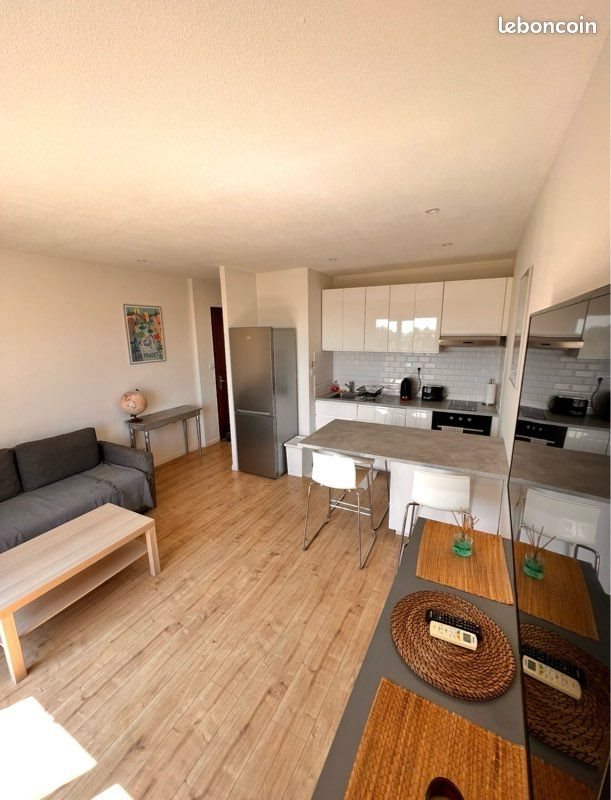 Appartement à louer, 40m², Carqueiranne